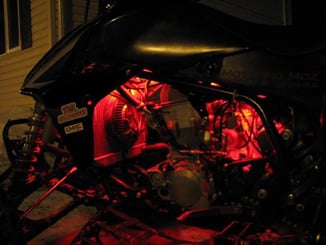 LED pásek / Strip boční - samolepící  FLEXIBILE 30cm červený - led strip možnost vužití . (15).jpg