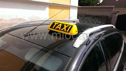 Taxi maják na střechu magnetický 12V, velký LED podsvícení - Taxi maják velký (3)