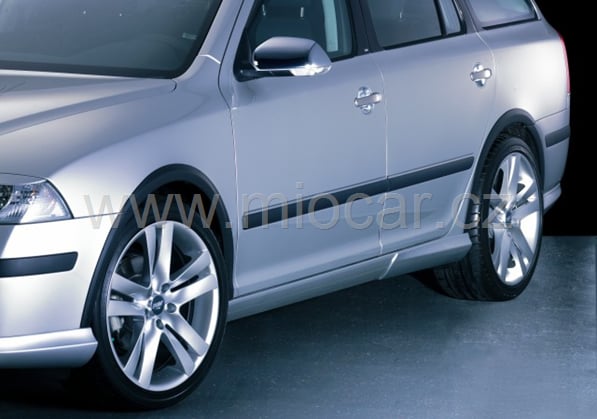  Škoda Octavia II. - Lemy blatníků, ABS černý s rastrem, Facelift