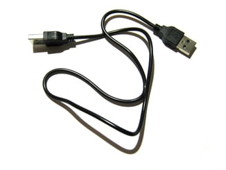 Chladící podložka pod notebook L6 DUAL  - Napájecí USB kabel je součástí balení.