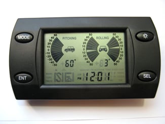 Náklonoměr digitální  OFF ROAD multifunkční - Digitální zobrazení, měří podélný a příčný náklon vozidla v rozsahu - 50° až + 50