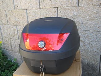 Motokufr 28 L  - kufr na motorku černý - Motokufr 28l