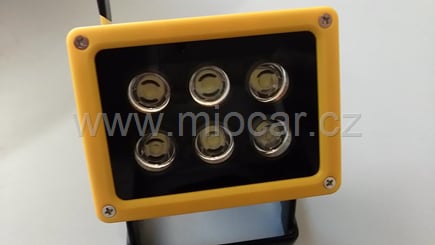 LED reflektor 10W přenosný AKU - LED_reflektor_10W_přenosný_AKU (4)
