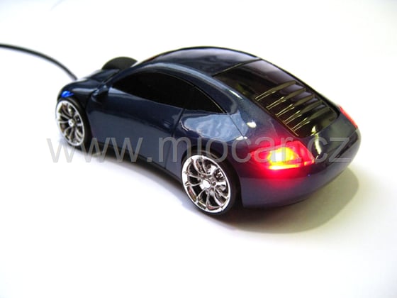 Myš ve tvaru auta Porsche optická USB svítící modrá