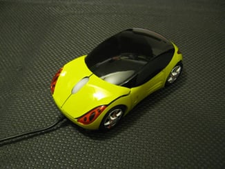 USB myš auto k PC optická tuning svítící žluto zelená - Plnohodnotná náhrada klasické optické myši. Modře podsvícené kolečko - roler.