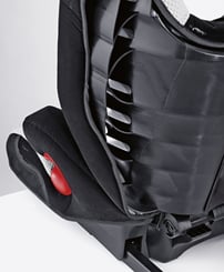 Autosedačka Recaro Monza NOVA SeatFix  - MonzaSeatfix_Lueftungslamellen.jpg