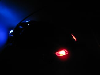 Myš ve tvaru auta  Porsche optická USB svítící červená - Myš PC auto USB svítí přední i zadní světla .