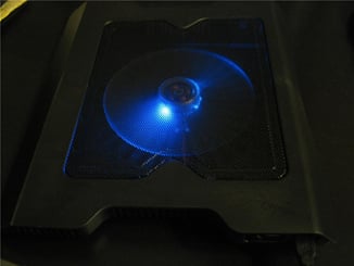 Chladící podložka pod notebook svítící cooler pad  - podložka pod notebook led podsvícená