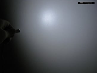 LED  SMD žárovky bezpaticové   12V T10 2ks bílá / barva světla 6000 K - Real foto SMD T 10 bílá barva (2).JPG
