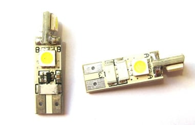 LED T10 SMD žárovky bezpaticové 12V 4xled 2ks bílá  - 4x super svítivá SMD LED v každé žárovce, napájecí napětí 12V,