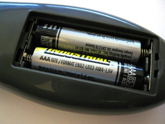 Alkohol tester digitální RoHS - Alkohol tester. Napájení: 2xAAA 1,5 V alkalické baterie 