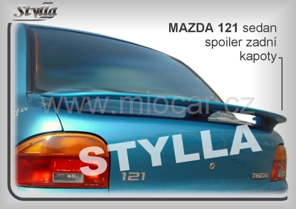 Mazda 121 sedan křídlo