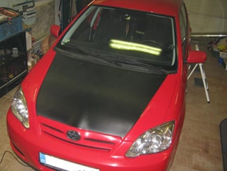Polep vozů, motorek instalace 3D folií - Polep 3D folie Toyota kapota .