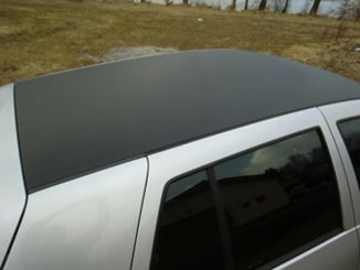 Polep vozů, motorek instalace 3D folií - Folie 3D - Golf IV polep střechy.