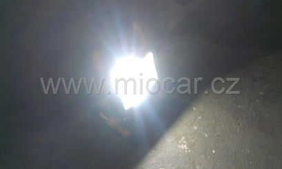 Led reflektor přenosný 20W AKU COB - Přenosné aku - dobíjecí LED světlo  LED halogen 20W IP65 se svítivostí 1800 lm. FLA 2010 (10)