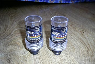 Xenon výbojka D2C / D2R / D2S 4300K balení 2KS - d2 (1).jpg