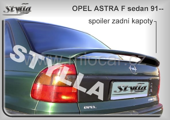 Opel Astra F sedan křídlo