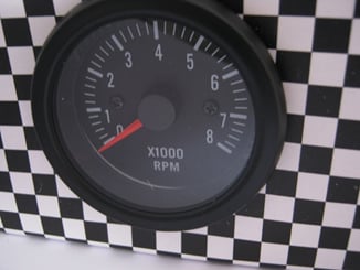 Přídavný otáčkoměr Youngtimer - Otáčkoměr přídavný,  0 - 8000 otmin 52 mm pro 2, 3, 4, 5, 6, 8 válec