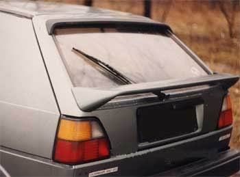 VW GOLF II - spodní křídlo