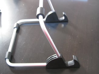 Stojan na Tablet - Stojánek na tablet 10'', na plocho odzkoušeno i na 7''.