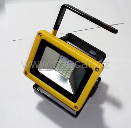 LED reflektor, pracovní světlo 10W, 30W přenosné aku