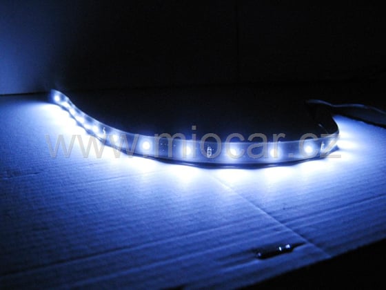 LED pásek / Strip boční - samolepící FLEXIBILE 90cm bílý