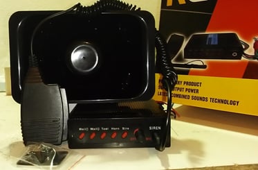 Megafon 100W, 12V, mikrofon - megafon-100W-sirena-do-auta-s-mikrofonem-12-V (17)