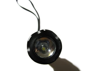 LED svítilna hliníková, 1x LED 3W, dobíjecí, ZOOM - zdroj světla: vysoce svítivá LED dioda 3W + čočka / lupa