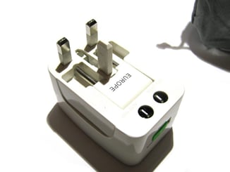Zásuvkový adapter cestovní - zásuvkový adapter (3)