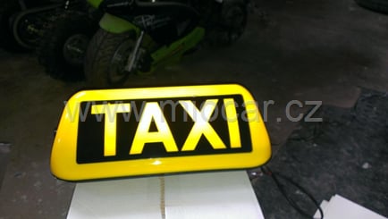 Taxi maják na střechu magnetický 12V, velký LED podsvícení - Taxi maják LED diodový magnetický (8)