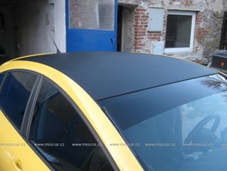Carbon folie 3D ROLE  černá - Carbon folie 30 m, polep kapoty Leon.