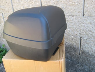 Motokufr 28 L  - kufr na motorku černý - kufr na motorku 28l