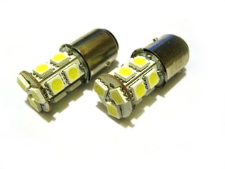 Led žárovka 13 SMD  led 12V BA15D dvojvláknová bílá - Svítivost srovnatelná jako 5W/21W. Brzdové a obrysové světlo.
