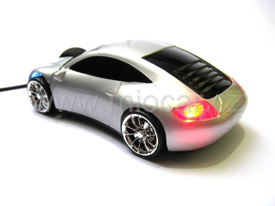 Myš ve tvaru auta Porsche optická USB svítící stříbrná