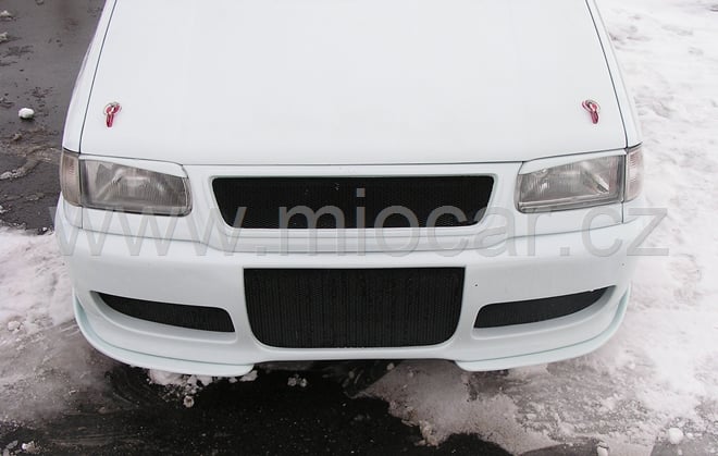 ŠKODA FELICIE - maska do roku 98