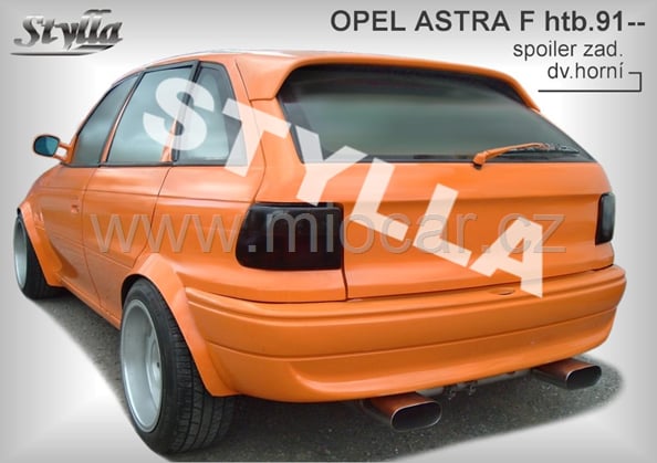  Opel Astra F křídlo GSi