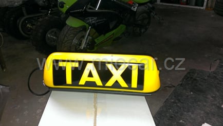 Taxi maják na střechu magnetický 12V, velký LED podsvícení - Taxi maják LED diodový magnetický (6)