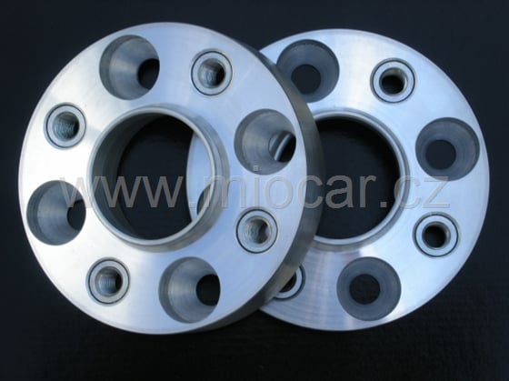 Rozšiřovací podložka pod kola pro změnu rozteče zavitové vložky - 25mm