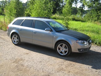 Polep vozů, motorek instalace 3D folií - Audi A4 fólia 3D + okna